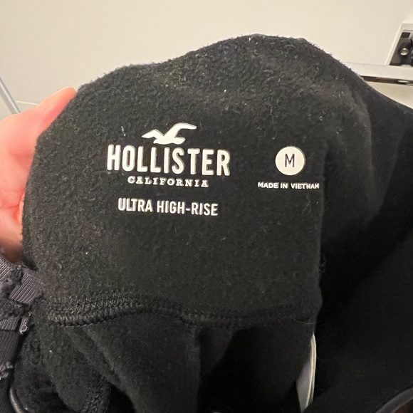 Hollister Faux leather pants - Picture 2 of 5